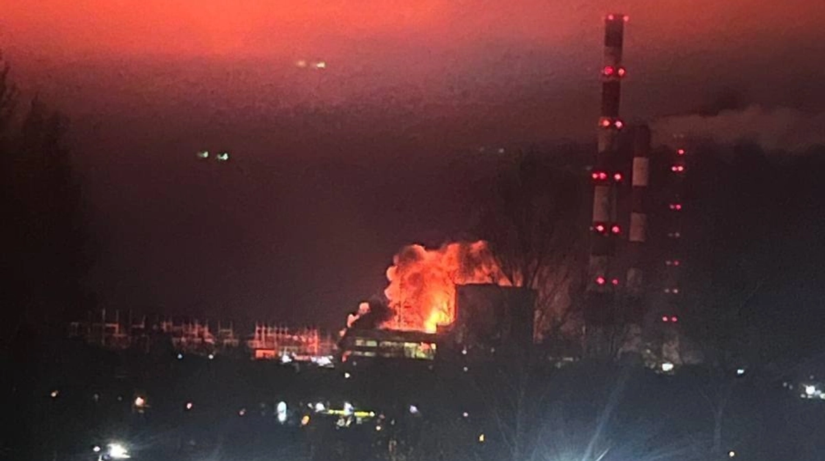 Дронові удари завдали по Костромській ГРЕС — одній із найбільших електростанцій, що контролюються окупантами.