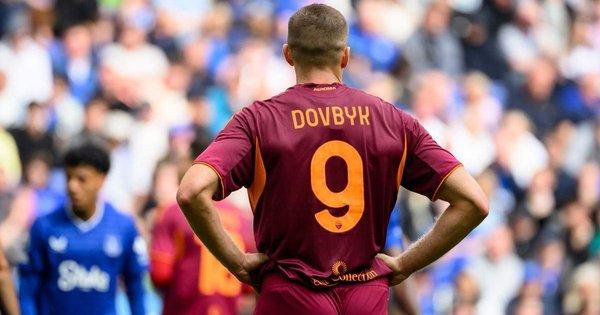 Асист Довбика у відеорепортажі про зустріч Ліги Європи між Рейнджерами та Ромою - 0:2.