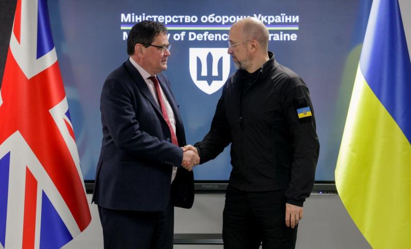 Денис Шмигаль провів зустріч з послом Великої Британії для обговорення питань підтримки України | Новини Міністерства оборони України