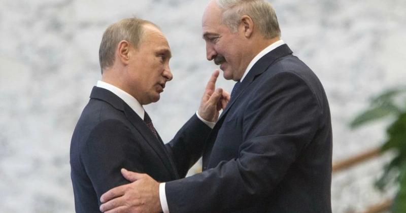 Лукашенко висловив ініціативу провести мирні переговори щодо України в Мінську, підкресливши: 