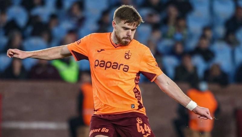 Бенфіка розглядає можливість підписання ще одного українського гравця – клуб вже розпочав переговори щодо Судакова та Трубіна, повідомляє Футбол24.