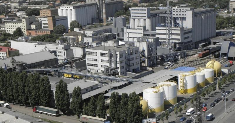 Російські війська атакували підприємство 