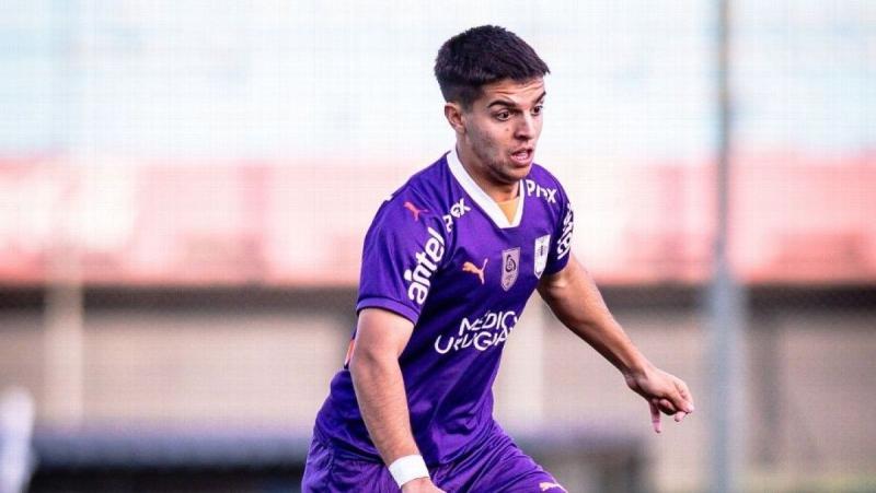 Карпати мають шанс укласти угоду з уругвайським футболістом - деталі потенційної співпраці стали відомі - Футбол24.