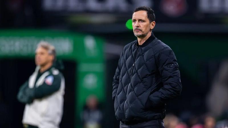 Команда, що виступає в Лізі чемпіонів, офіційно розірвала контракт з головним тренером, який здобув для неї найкраще місце в Бундеслізі - Футбол24.