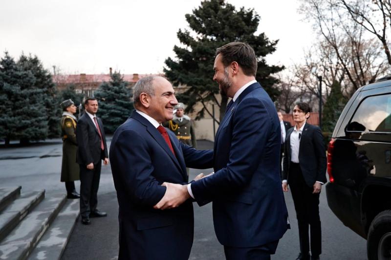 Історична подорож до Кавказу: Джей Ді Венс прибув до Вірменії, а згодом планує відвідати Азербайджан.