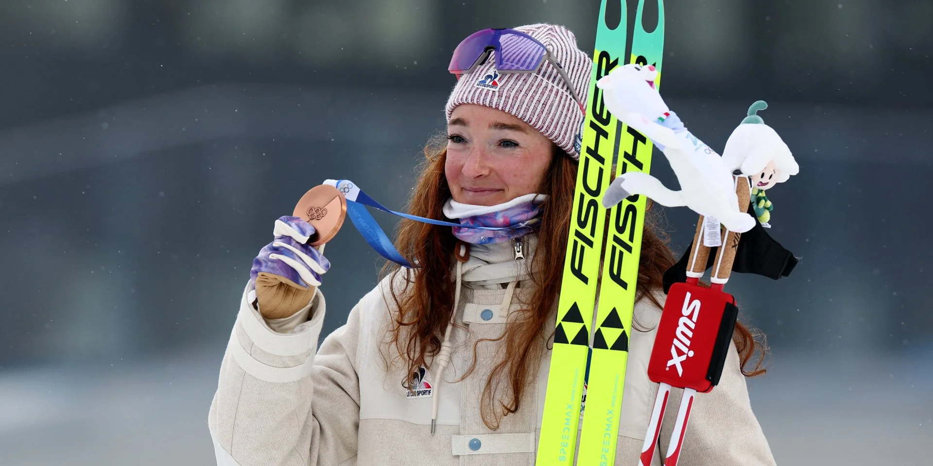Бургер, який отримав чотири медалі. Зображення олімпійської чемпіонки з біатлону стало вірусним у соціальних мережах.