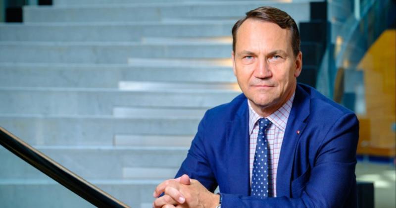 Сікорський прокоментував блокування Угорщиною 90 мільярдів євро для України: 