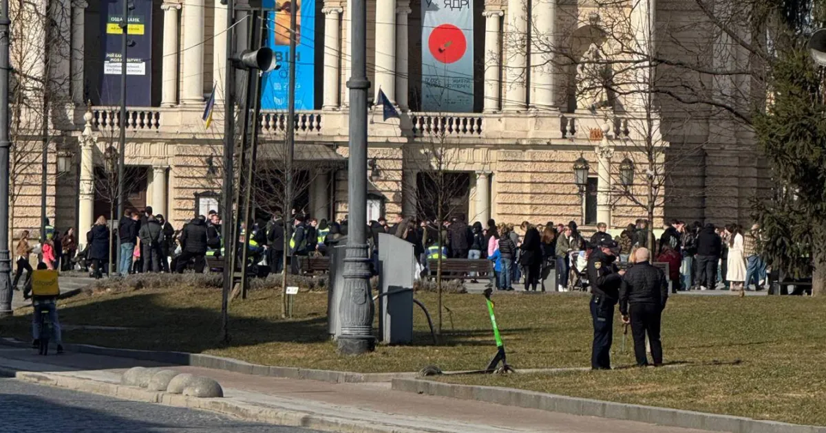 У Львові пройшла акція на підтримку прав жінок (ВІДЕО)