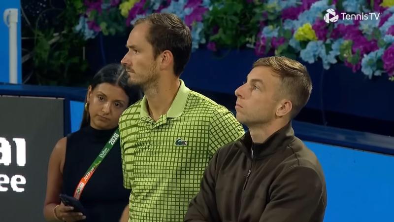 Фінальна частина супертурніру в Дубаї не була проведена, і титул вирішили передати російському тенісисту, що висловив занепокоєння через ракетні обстріли з боку Ірану - Футбол24.