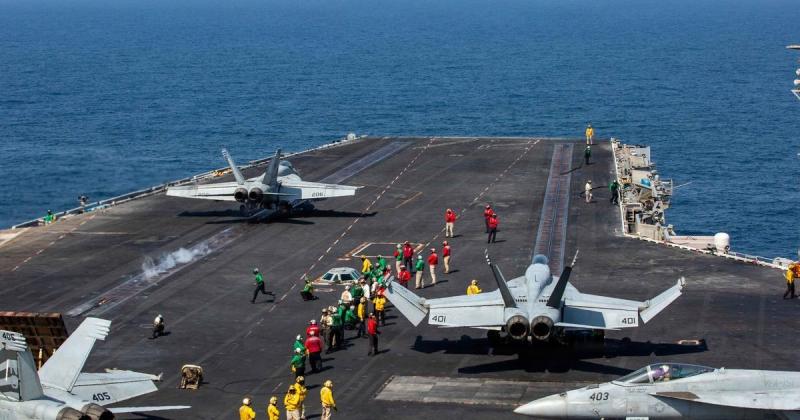 Ракети не наблизилися до мети: У Сполучених Штатах спростували інформацію Ірану про атаку на авіаносець 