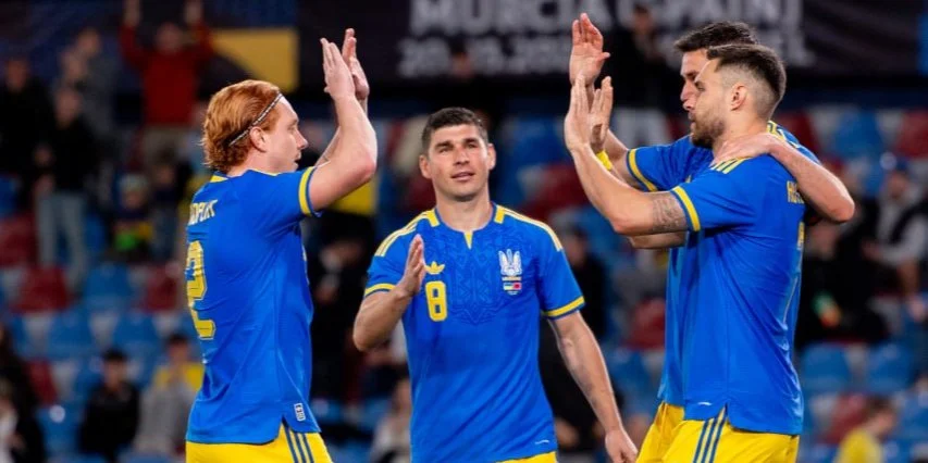 Оновлений рейтинг ФІФА: Україна опустилася на дві сходинки, а Іспанія втратила статус лідера.