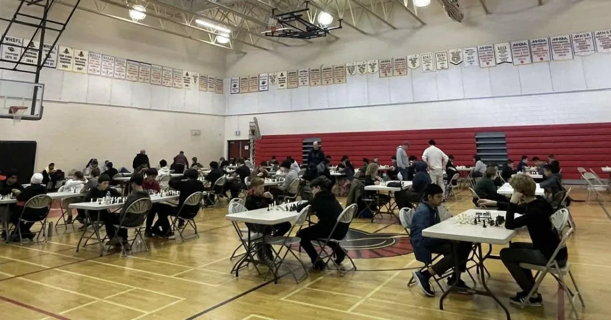 Коли розпочалася велика війна, я замислилася, як найкраще допомогти Україні. Саме в цей момент виникла ідея провести Шаховий чемпіонат у провінції Манітоба.