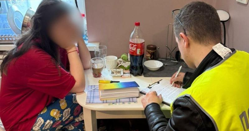 Обіцяла забезпечити бронювання та видати волонтерське посвідчення: киянці висунули звинувачення у шахрайських діях.