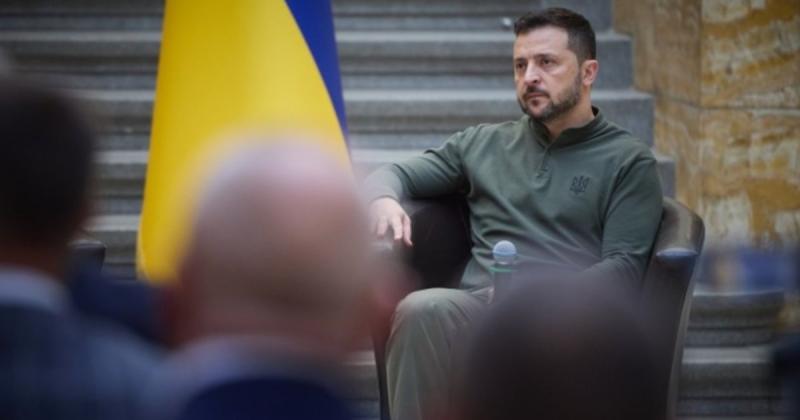 Зеленський здійснив візит до Закарпаття, де провів ряд зустрічей (ВІДЕО)