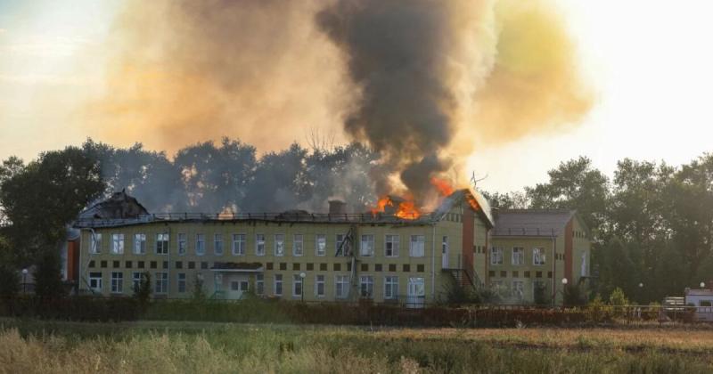 Російська армія здійснює масовані бомбардування та обстріли міста Суджа в Росії. Деталі та фото на online.ua.