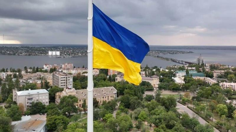 У Миколаєві було здійснено атаку на об'єкт інфраструктури за допомогою крилатих ракет.