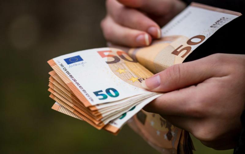 Болгарія переходить на євро: оголошено остаточну дату заміни левів.