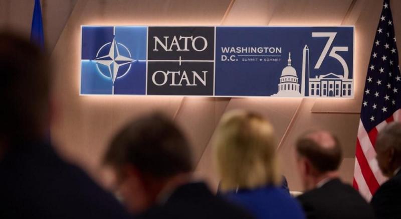На саміті НАТО не обговорять питання про приєднання України, але планують ухвалити інше важливе рішення, - повідомляє Bloomberg.