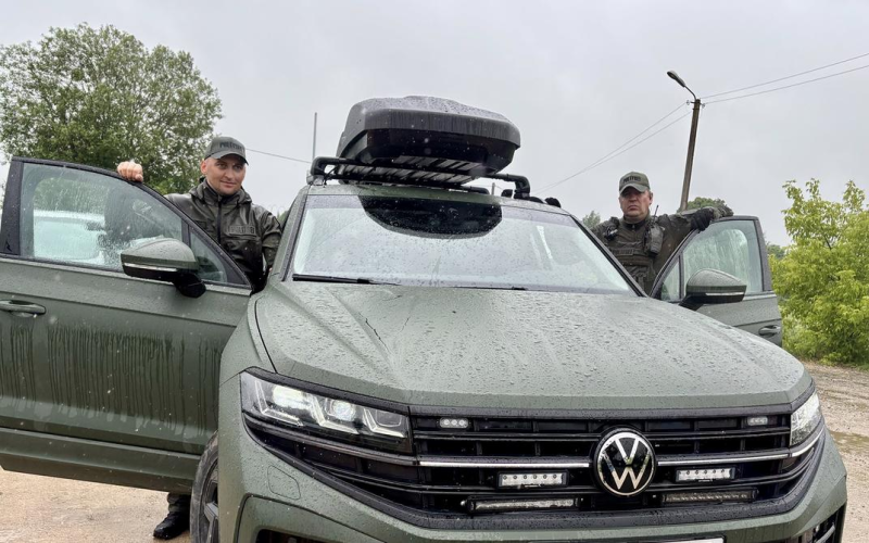 Естонія придбала 20 нових позашляховиків для забезпечення охорони своїх кордонів з Російською Федерацією.