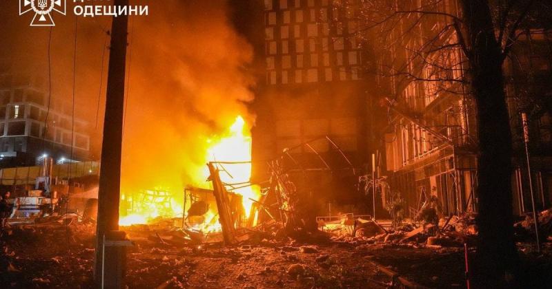 Вночі в Одесі сталося обстріл з боку російських військ: один загиблий.
