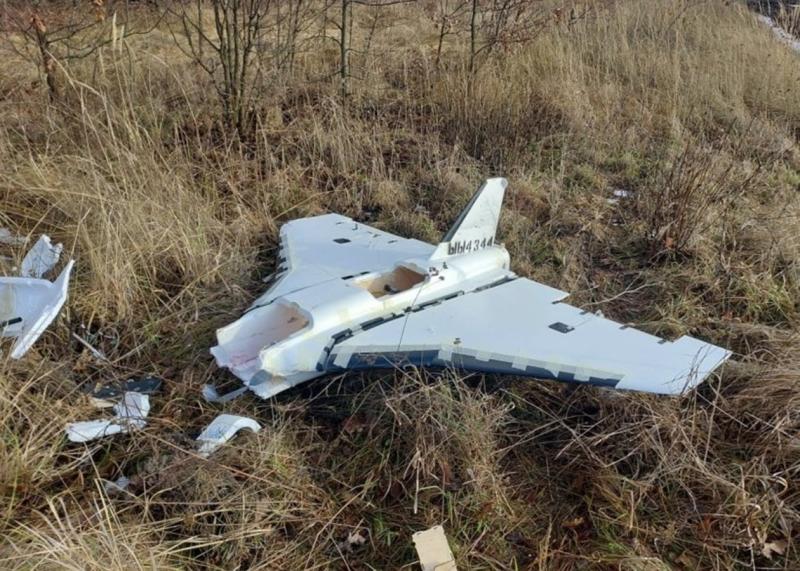 Білоруський вертоліт знищив російський дрон, що прямував до України, повідомляють ЗМІ.