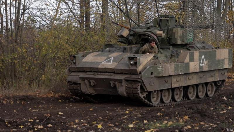 Сполучені Штати дали дозвіл на постачання Україні зенітно-ракетного комплексу Hawk та бойових машин піхоти Bradley.
