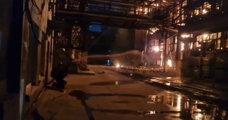 Пожежа в Ярославлі: у Росії спалахнув величезний завод, що має зв'язки з оборонною промисловістю (відео)