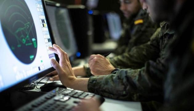 Системи протиповітряної оборони знищили 63 з 97 російських дронів.