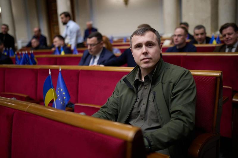 Народний депутат Костенко висловив заклик проявляти обережність щодо виборів в Україні. Еспресо.