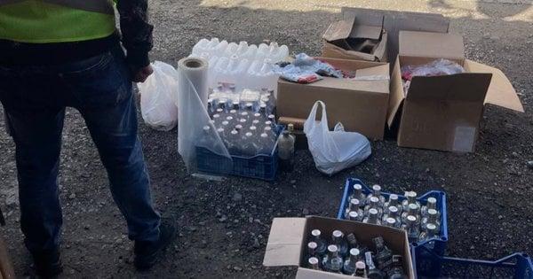 У Франківську бізнесмен, що спеціалізувався на зброї, виявився причетним до масового підроблення алкогольних напоїв, зокрема горілки та коньяку від популярних марок.