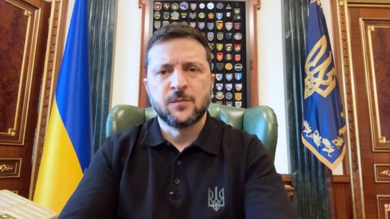 Путін знущається з Заходу. Світ не вживає адекватних заходів у відповідь на атаки, - зазначив Зеленський.