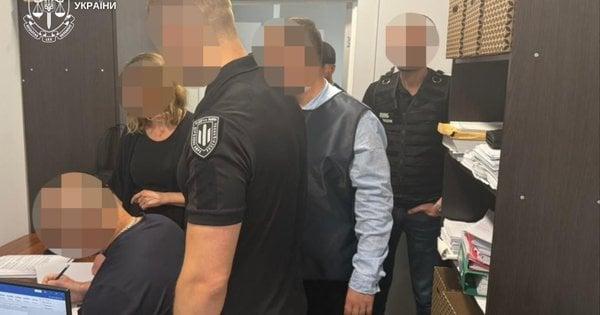 У Закарпатті розпочато судовий процес щодо чиновника ДСНС, який причетний до тендеру з фінансовими втратами в розмірі 1 мільйон гривень.