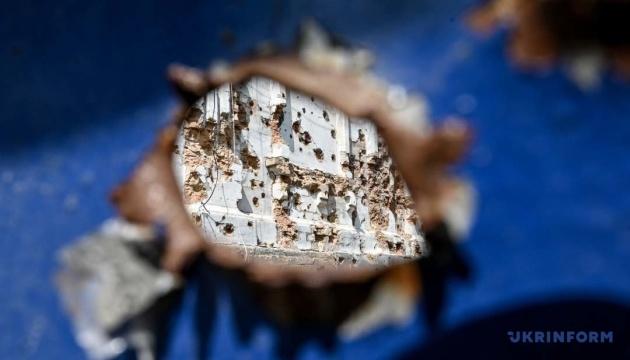 Дрони та КАБи: протягом доби агресори атакували 12 населених пунктів на Сумщині.