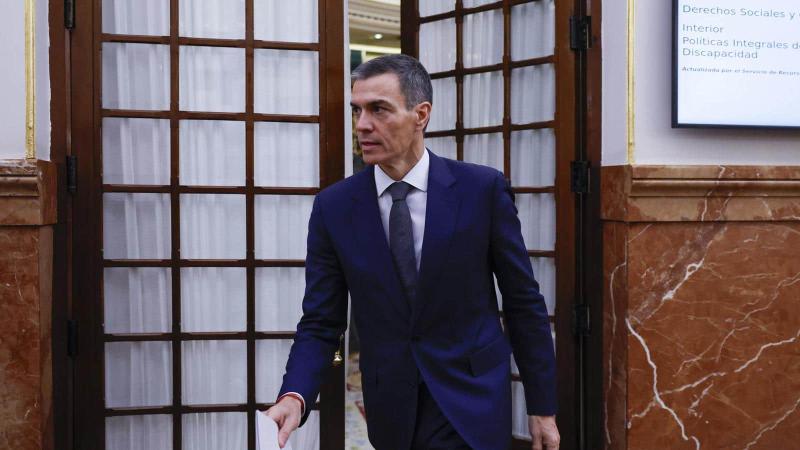 Прем'єр-міністр Іспанії був викликаний до парламенту для надання свідчень у справі про корупцію, що стосується його найближчого оточення.