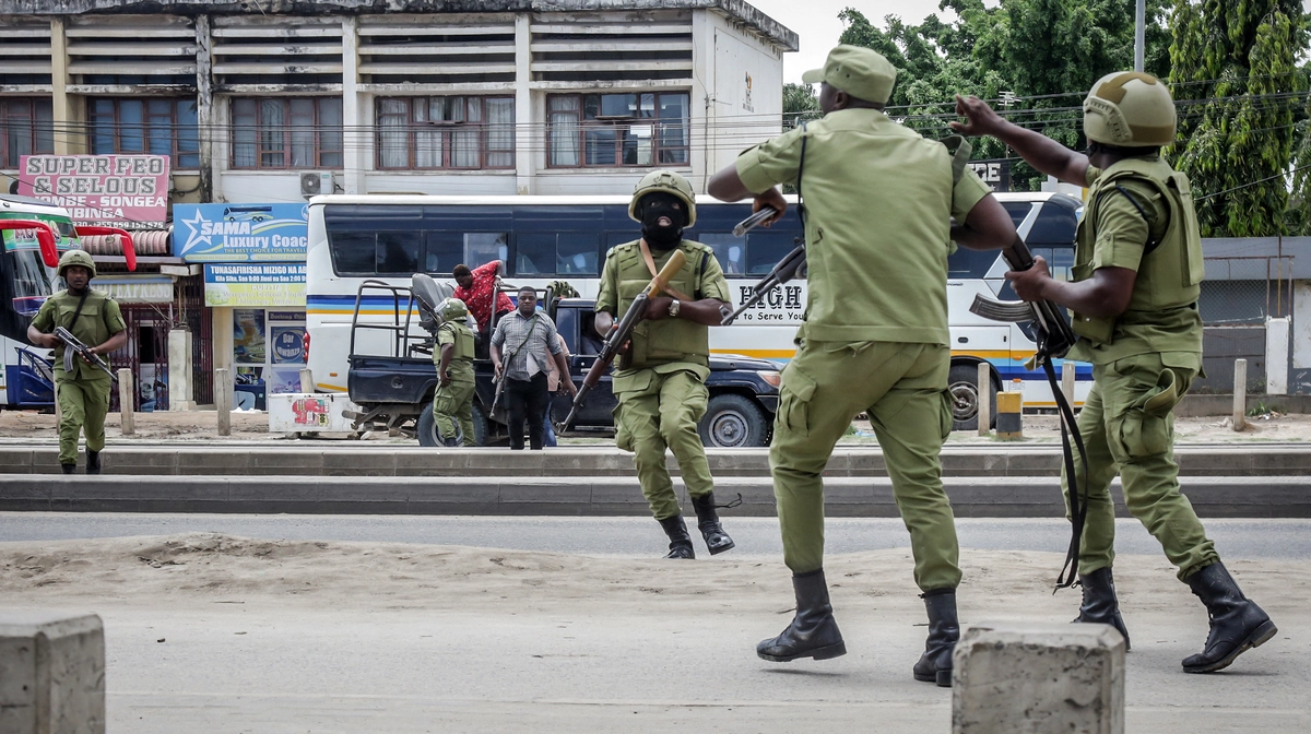 Поліція Танзанії вчинила вбивства тисяч опонентів президентських виборів та приховує їхні тіла.