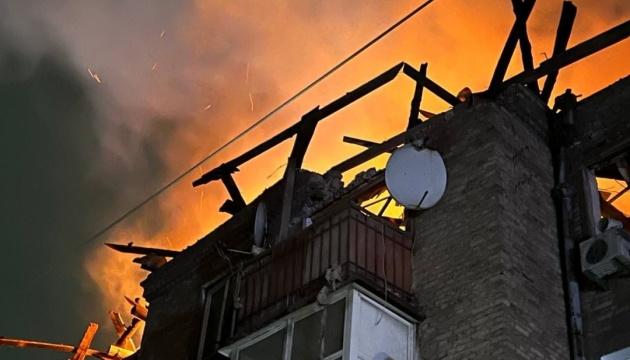 Ворог завдав удару по Кам'янському за допомогою безпілотників, внаслідок чого постраждали вісім осіб.