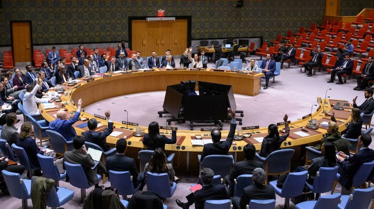 Рада Безпеки ООН вирішила скасувати санкції, накладені на президента Сирії.