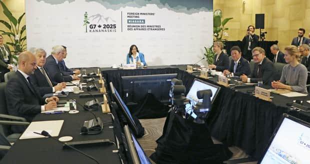 На засіданні G7 обговорили питання підтримки Києва у контексті нещодавніх атак Росії на енергетичну інфраструктуру.