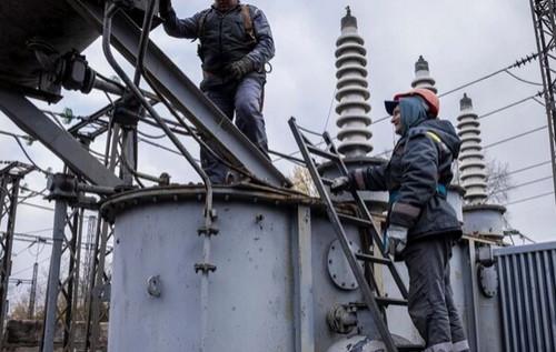 Чому стало більше енергетичних відключень і чому Київ зазнав півгодинного блекауту: коментар фахівця.