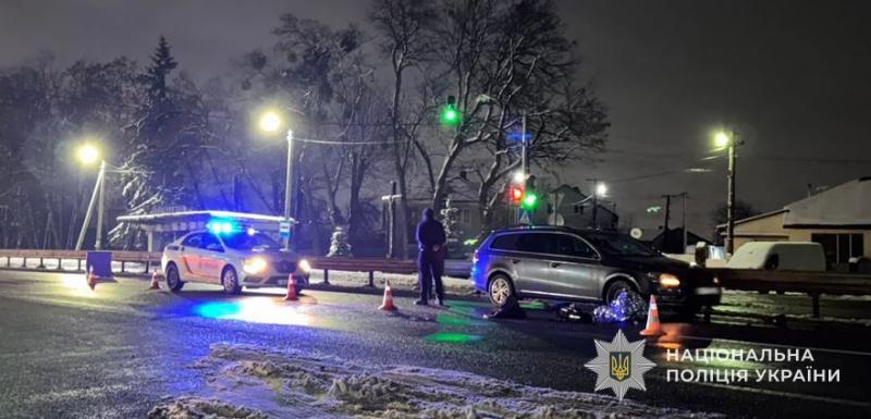 Неподалік Львова пішохід був госпіталізований після того, як на нього наїхав автомобіль Volkswagen.