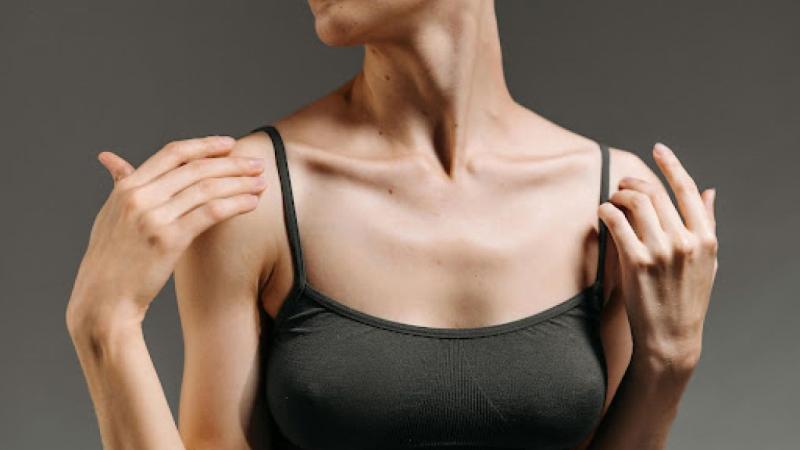 Як можна збільшити груди, щоб вони виглядали природно?