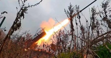 Афінський нафтопереробний завод та завод з ремонту авіаційної техніки: Оборонні сили завдали удару по важливим об'єктам противника.