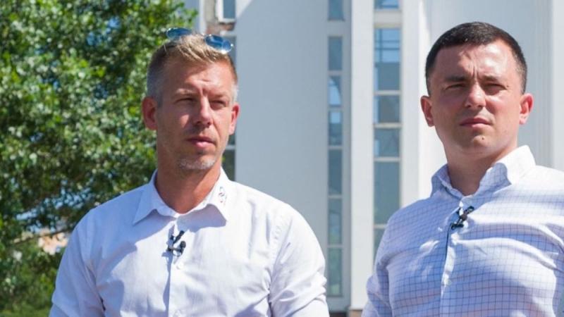 Koordinált offenzíva: a magyar miniszterelnöknek nekiment Magyar Péter kémje az ukrán sajtóban (VIDEÓ)