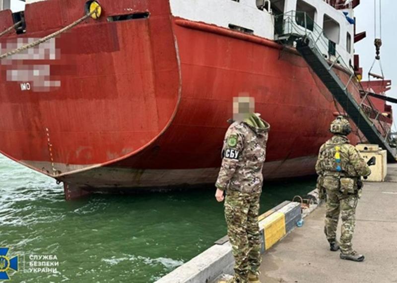 Україна запровадила обмеження щодо 656 суден.