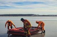 У Львівській області трагічно загинув рибалка, який потрапив під лід.