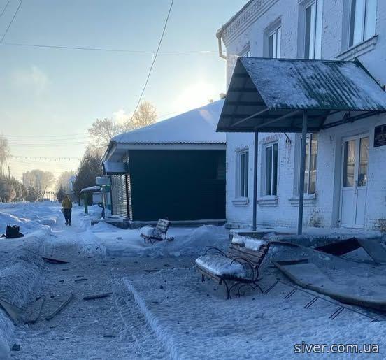 Російські війська влаштували артилерійський обстріл музичної школи.
