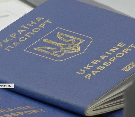 В Німеччині українських чоловіків, які підпадають під призов, можуть видворити з країни.