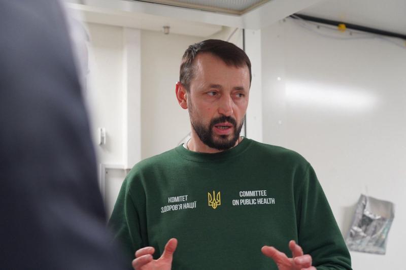 315 реанімаційних апаратів Easy Pulse сприяють спасінню життів на передовій — підтримка від фонду 