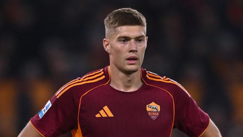 Артем Довбик не потрапив до складу Роми для участі в Лізі Європи.