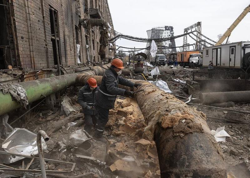 Оголошено терміни відновлення Дарницької теплоелектроцентралі в Києві.